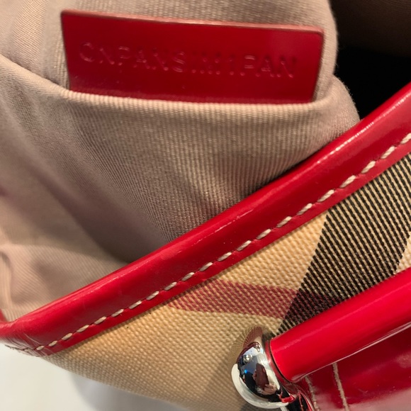 Authentic Burberry purse - Picture 9 of 9